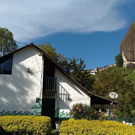 Las Cabanas Castillos Del Lago Guatapé Exterior foto